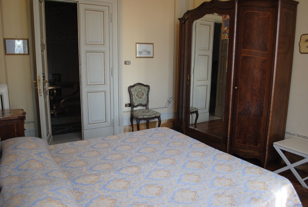 Villa Tina 32/50