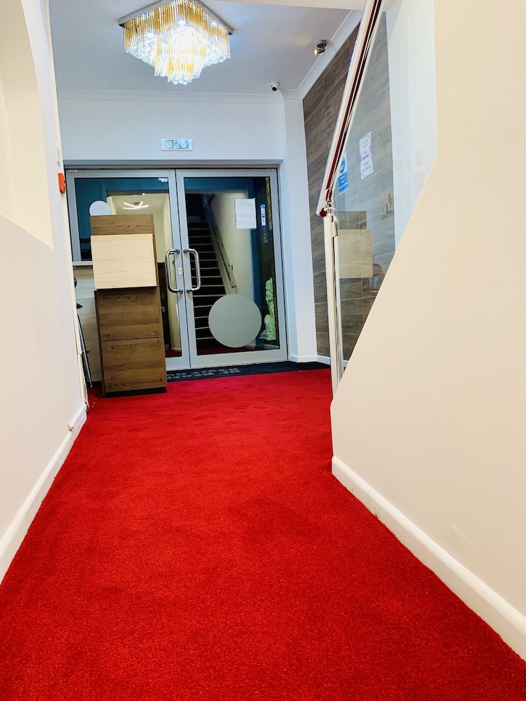 De Regency Style Hotel 7/28