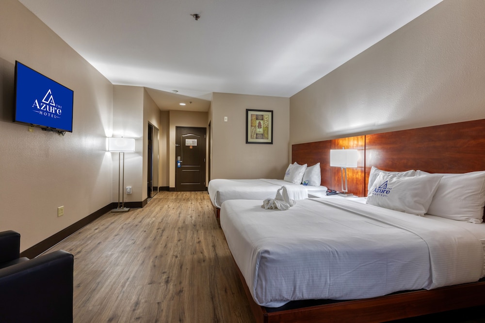 The Azure Hotel 17/69