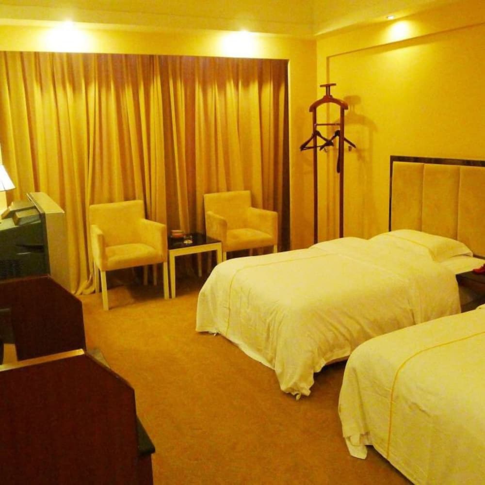 Junyue Hotel 13/19