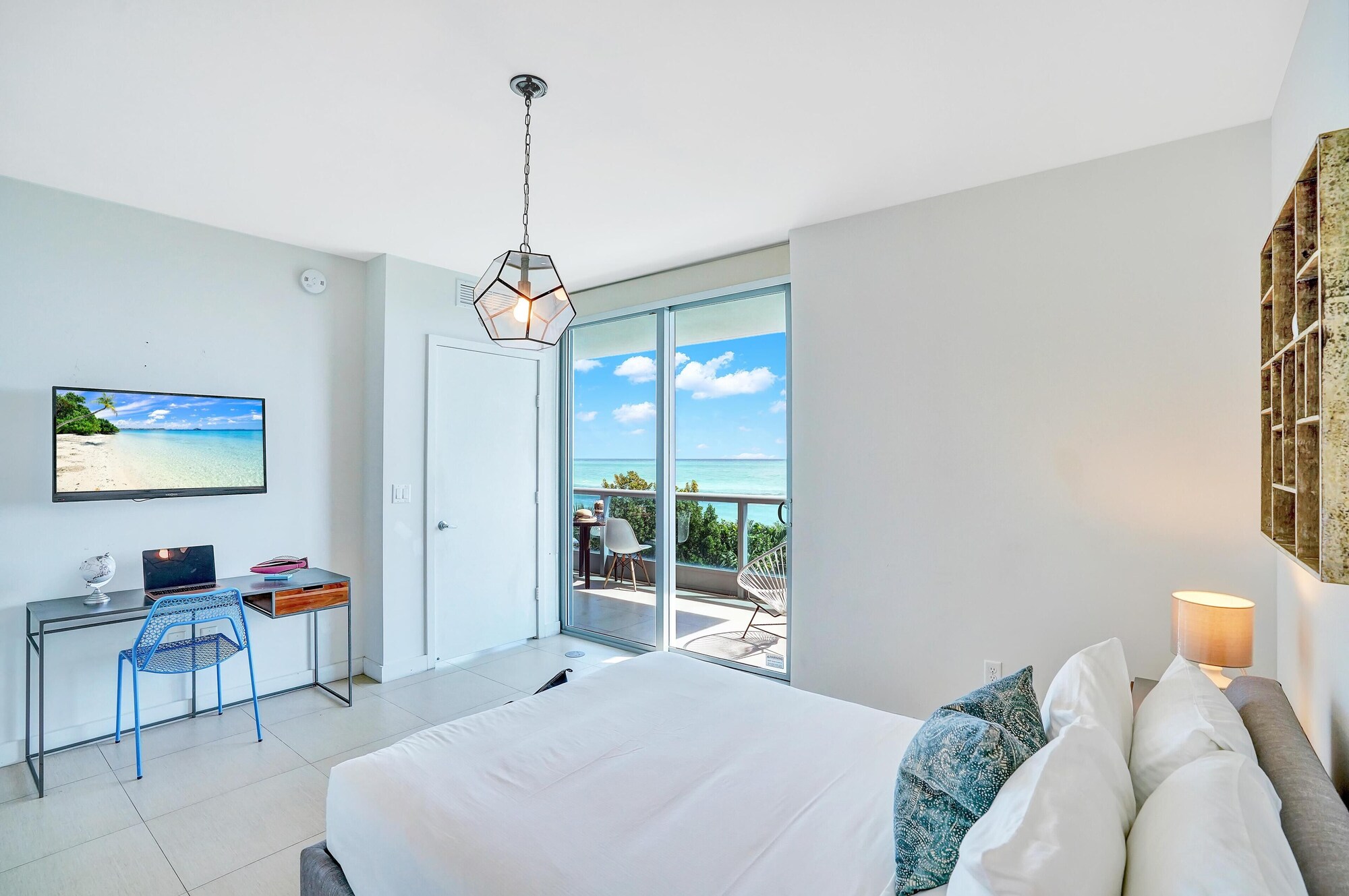 1 BEDROOM, SUPERIOR, APARTMENT, OCEAN FRONT, BALCONY
