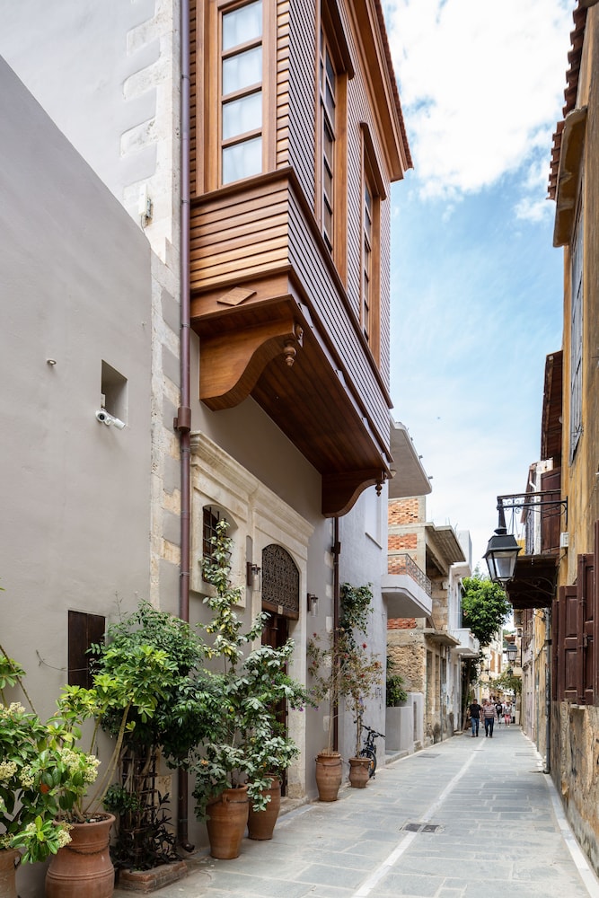 Casa Dei Delfini 41/50
