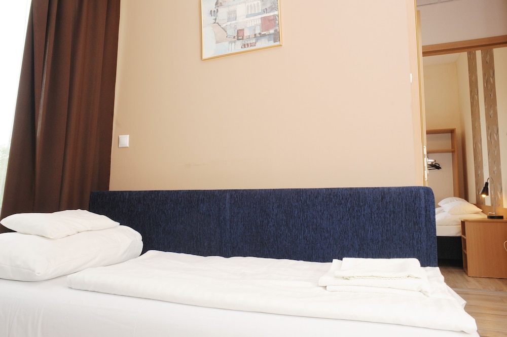Hotel Papillon 13/50
