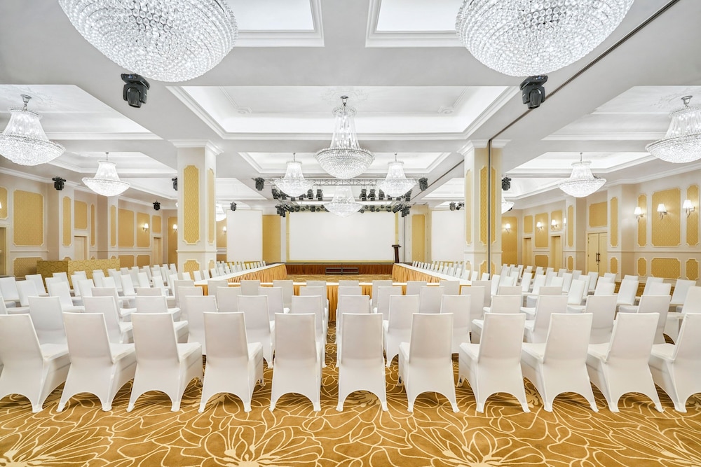 Four Points by Sheraton Lang Son 44/50