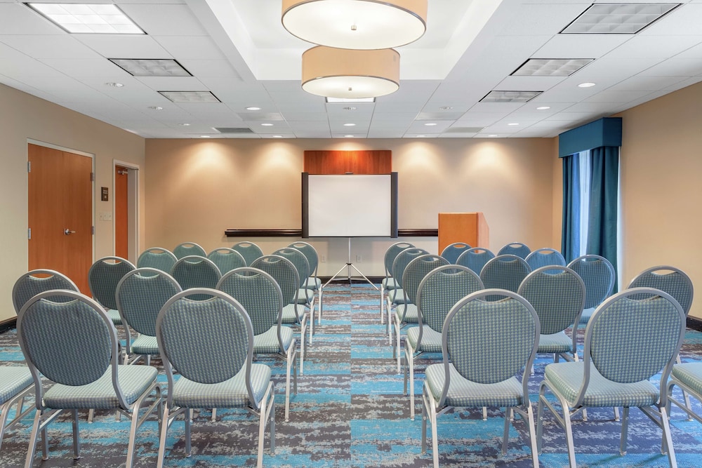 Hampton Inn Richmond South 25/28