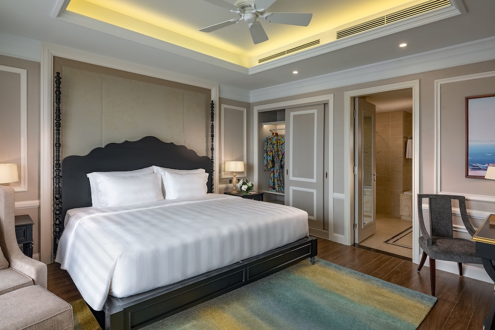 Melia Vinpearl Hai Phong Rivera 11/56