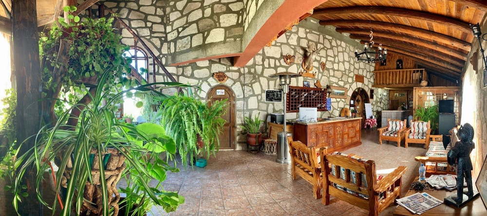 Hotel Mision Barrancas Del Cobre 10/50