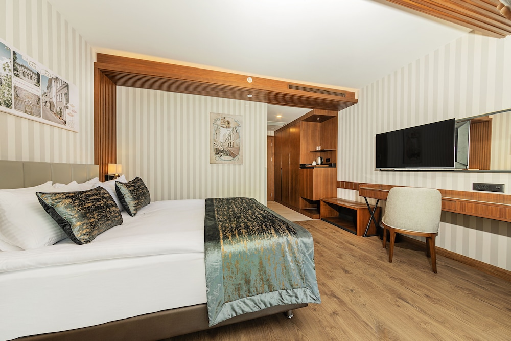 Mukarnas Pera Hotel 32/72