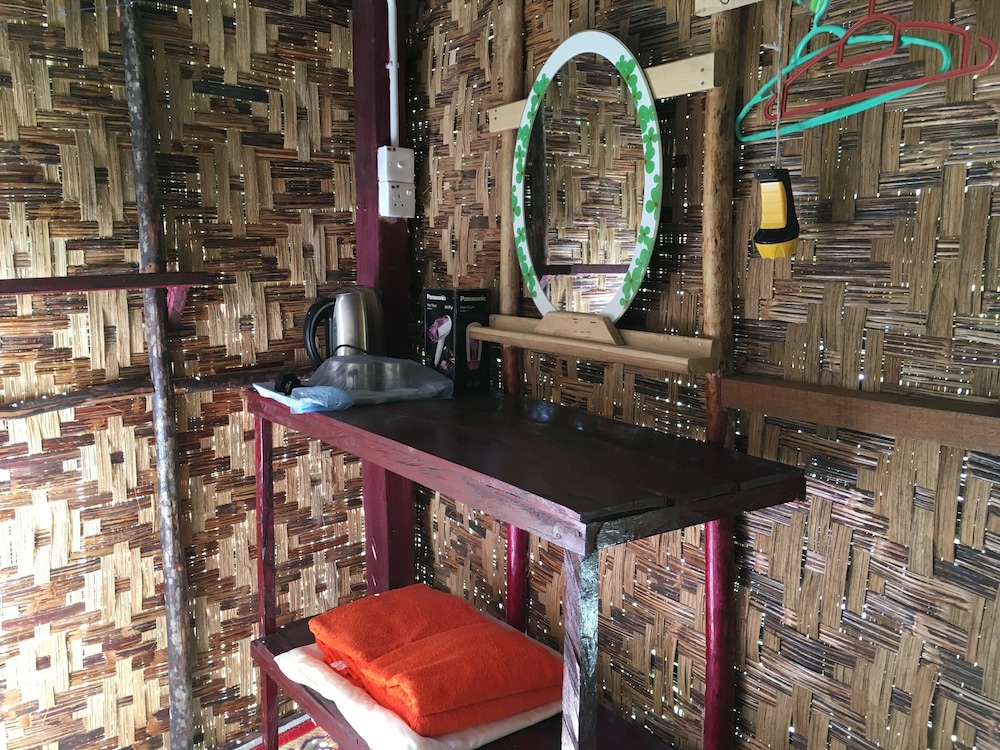 Rain Forest Inn 49/66