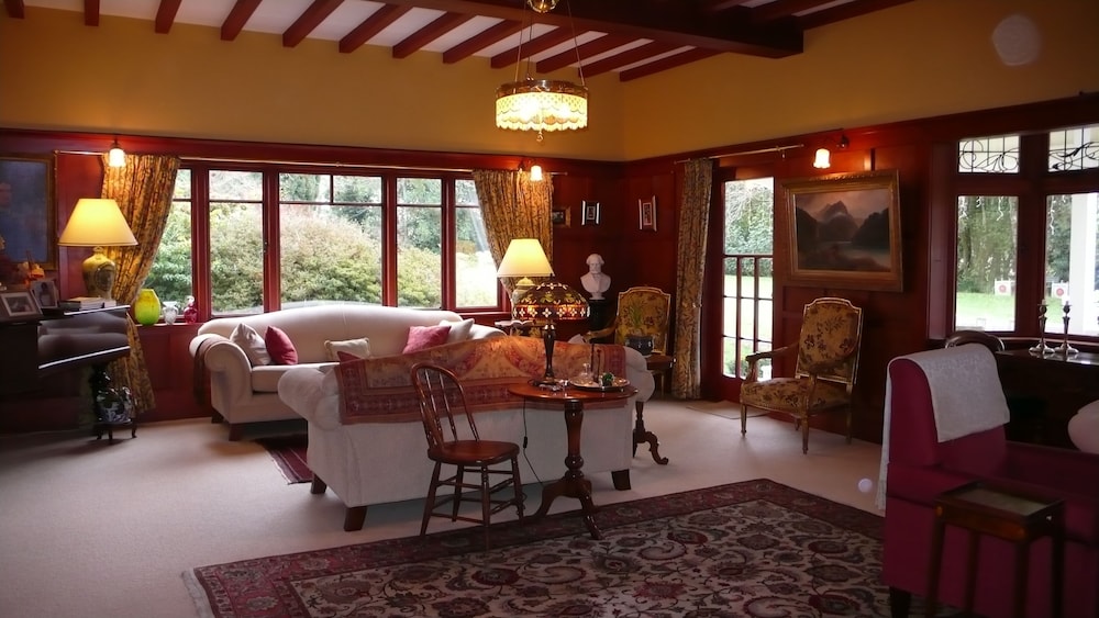 GUNYAH COUNTRY ESTATE 28/50