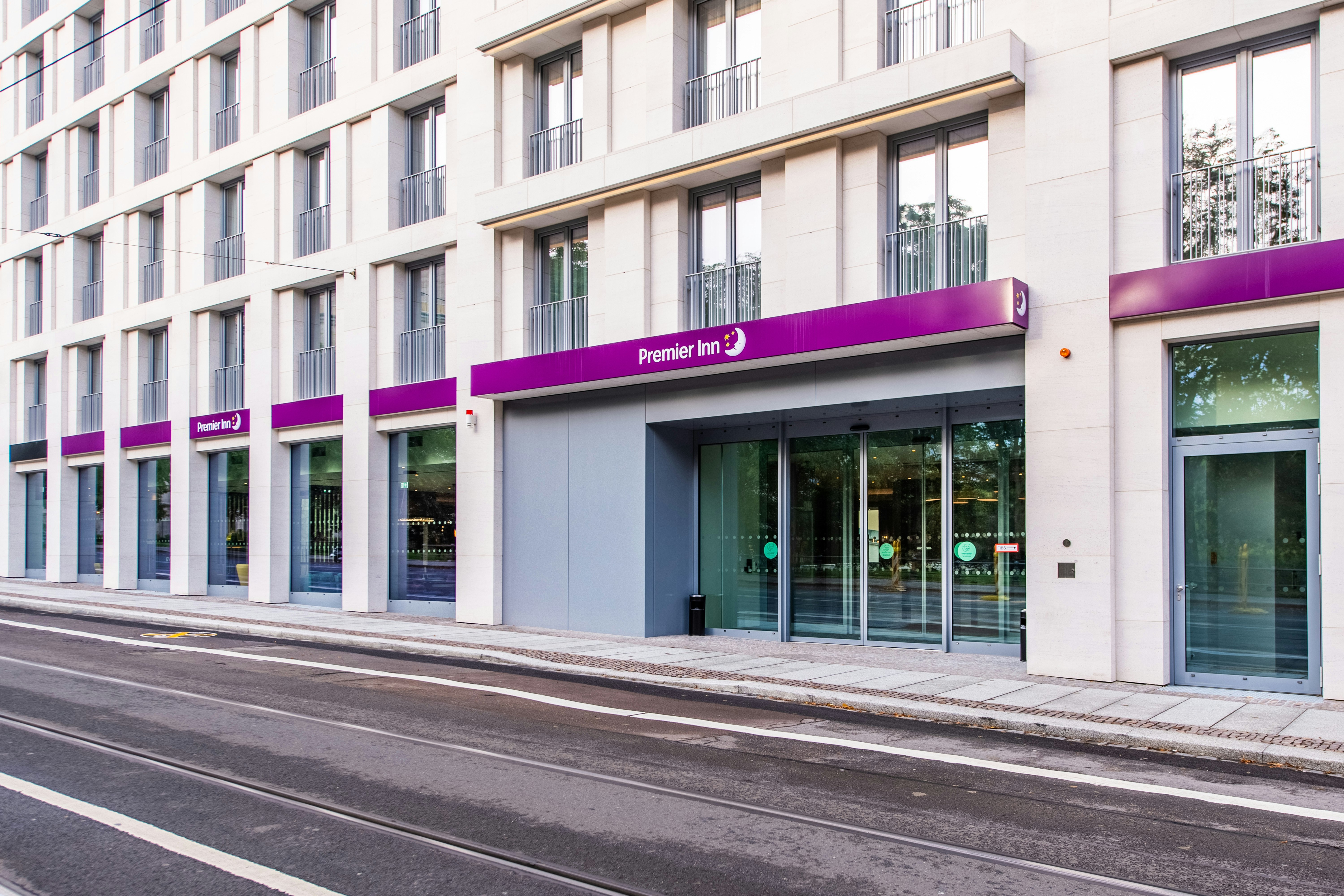 Premier Inn Leipzig City Opera Hotel 6/35