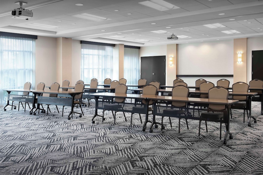 Hyatt Place Boulder Pearl Street 55/60