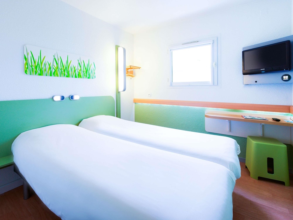 Ibis Budget Pau Est 28/71