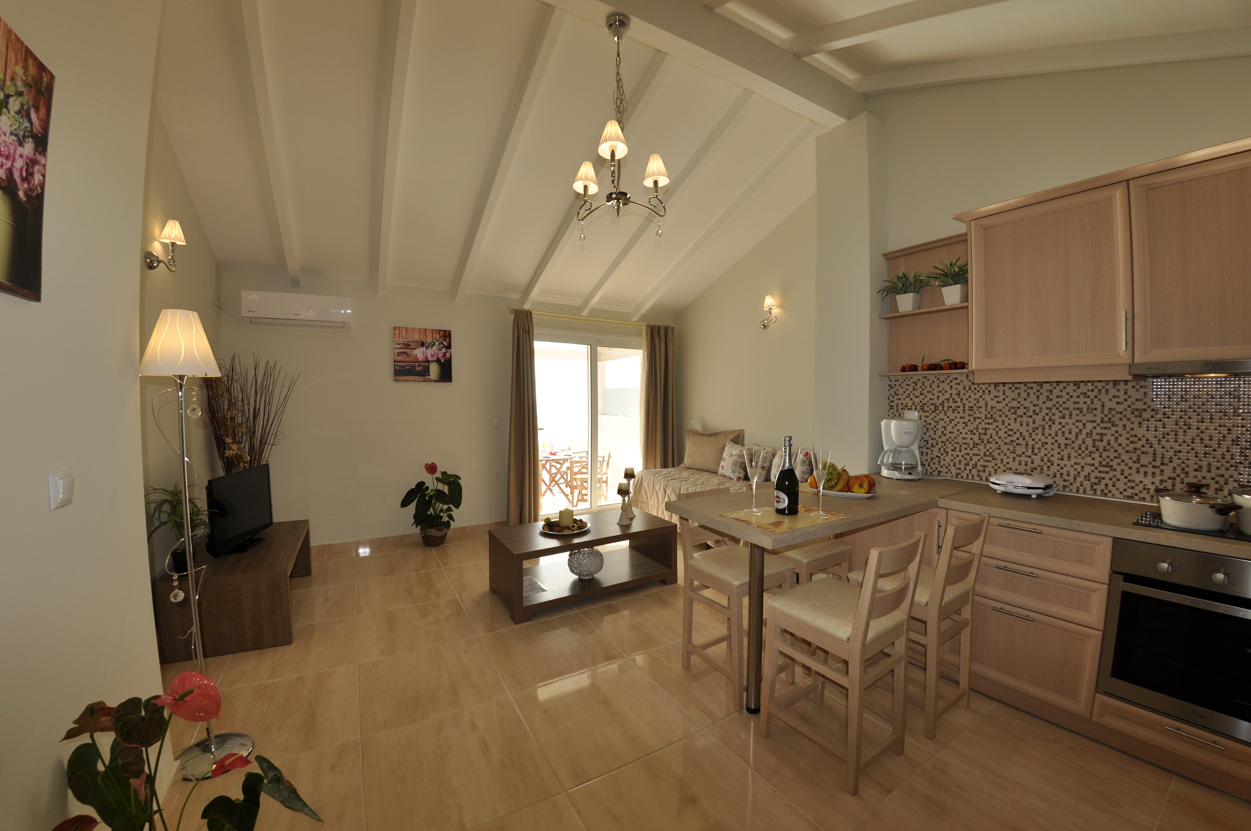 MAZIS APARTMENTS 19/49