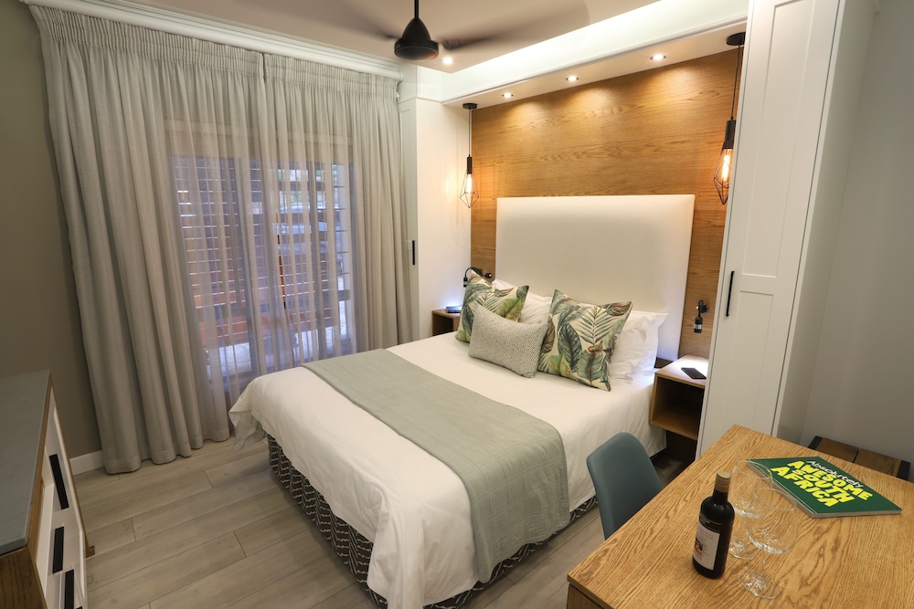 جناح بسرير مزدوج