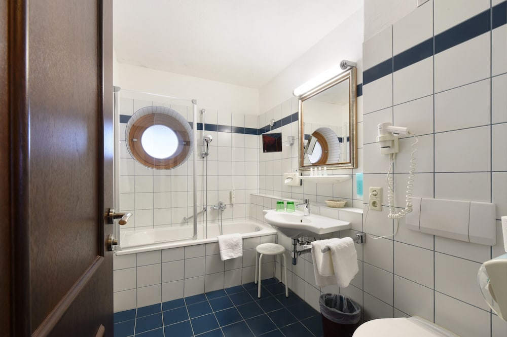 Cella Central Historic Boutique Hotel 69/69
