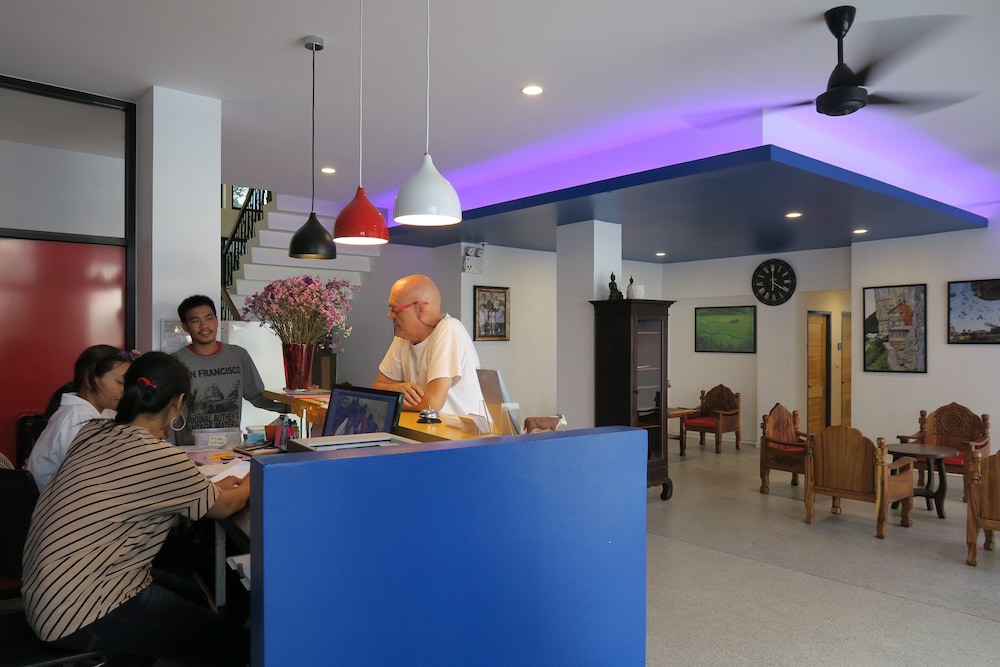 Montha Hotel 38/46