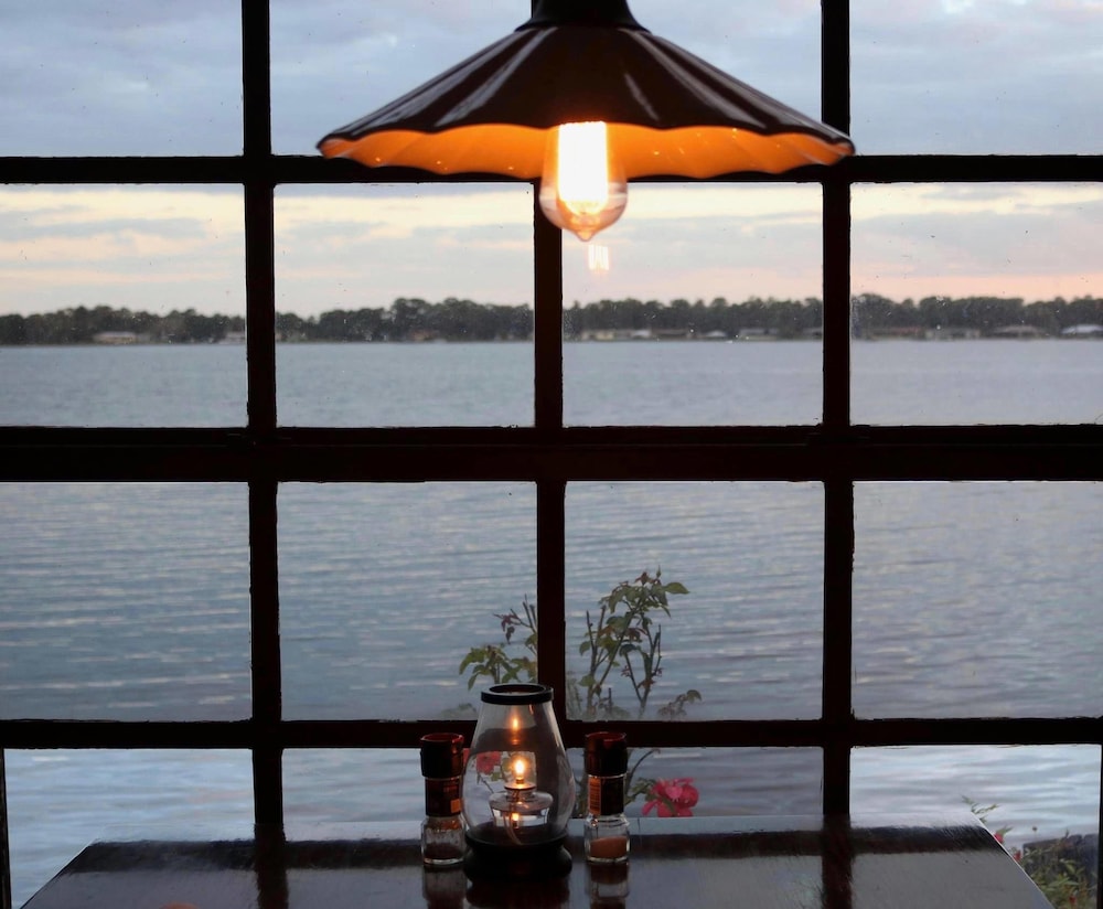 Inn On The Lakes 26/31