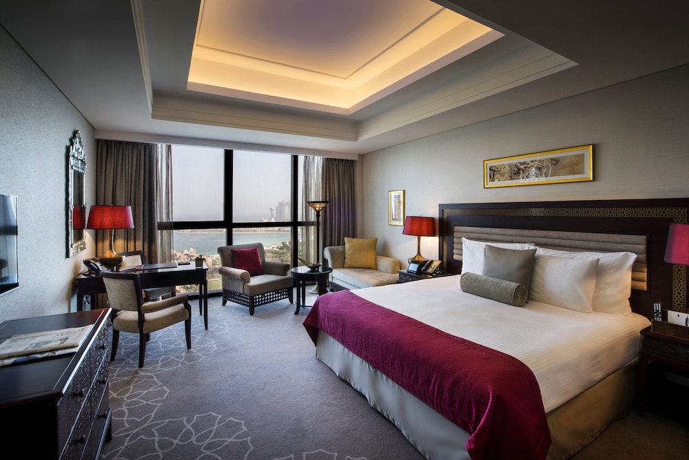 Bab Al Qasr Hotel 23/73