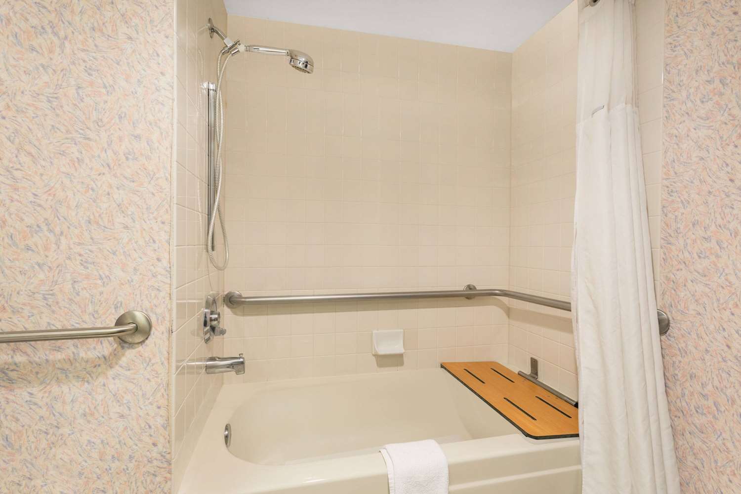 Ramada By Wyndham Kent Seattle Area 30/31