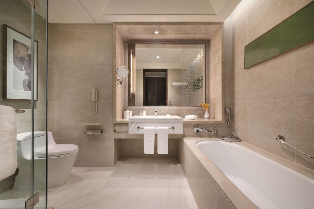 Shangri-La Hotel Tangshan 44/46