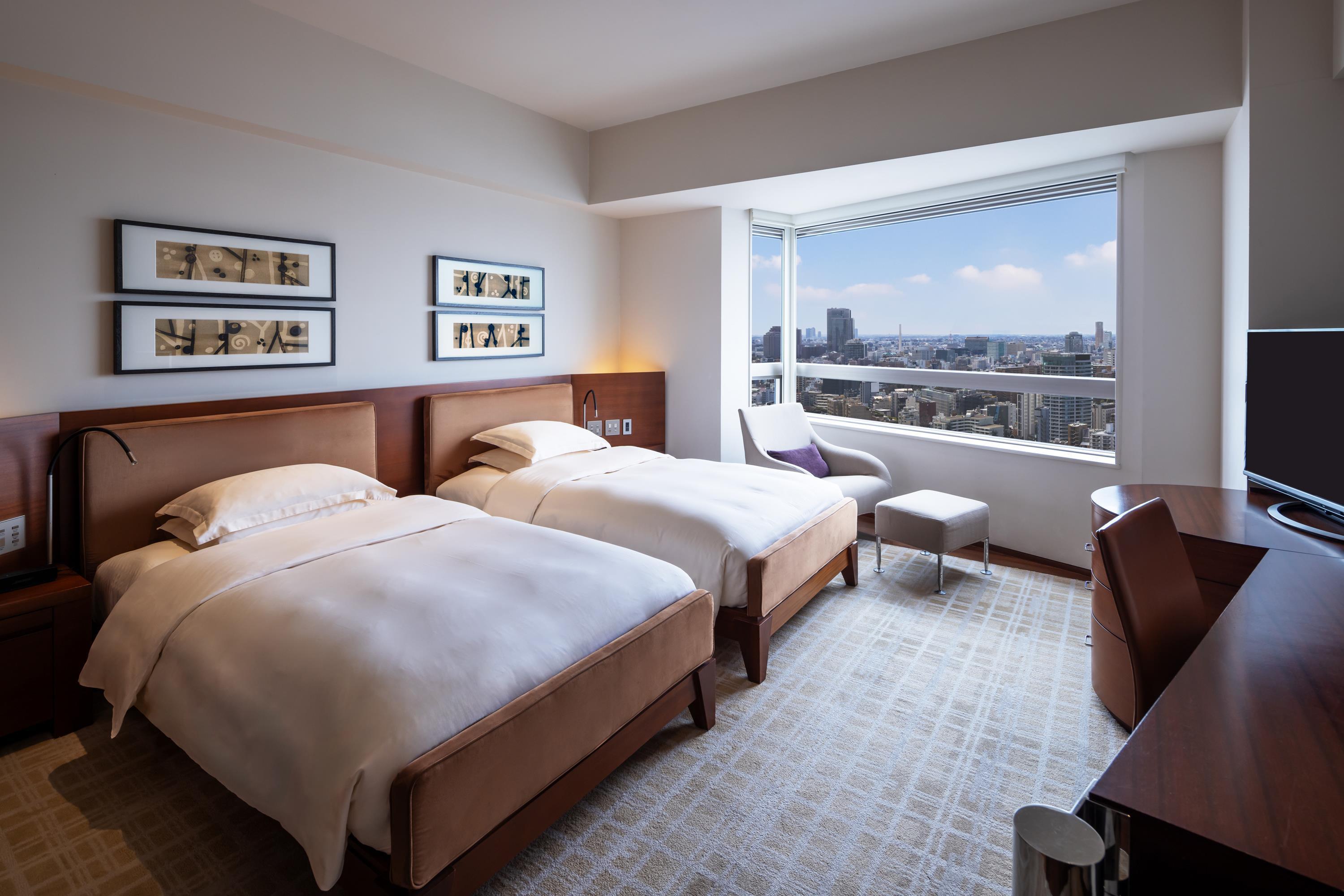 Room, Twin Beds, with View