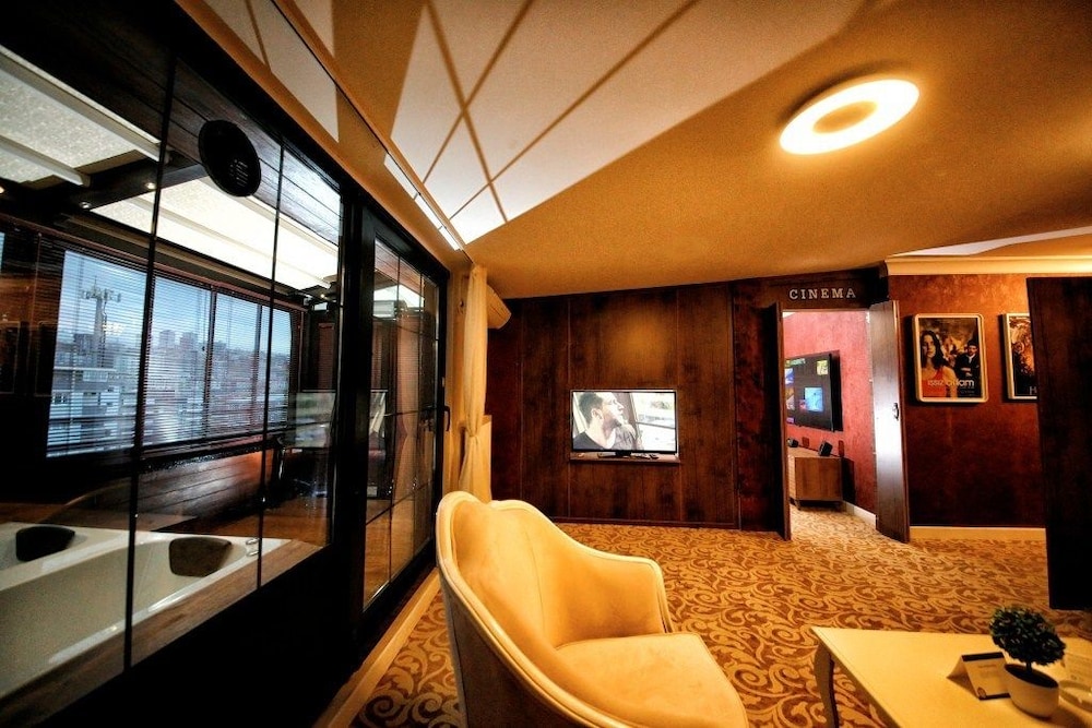 My Suit Residence 31/50