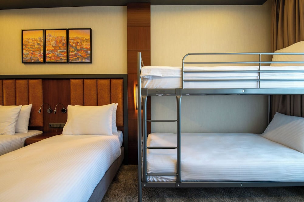 TRYP by Wyndham Istanbul Maltepe 24/63