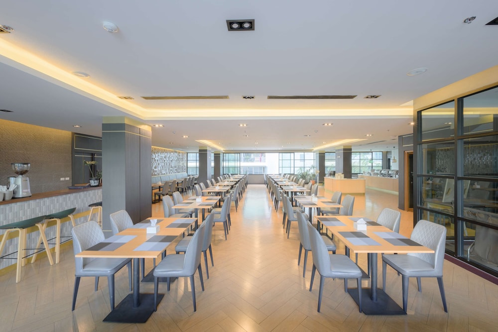 Lewit Hotel Pattaya, a member of Radisson Individuals 34/50