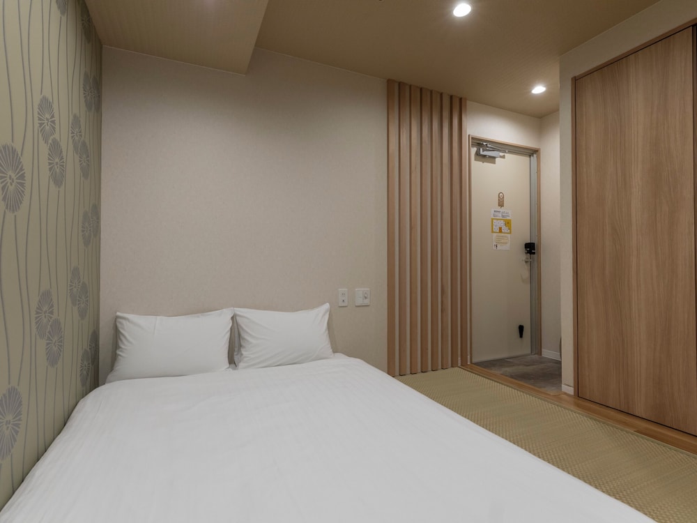 JAPANESE, DOUBLE BED