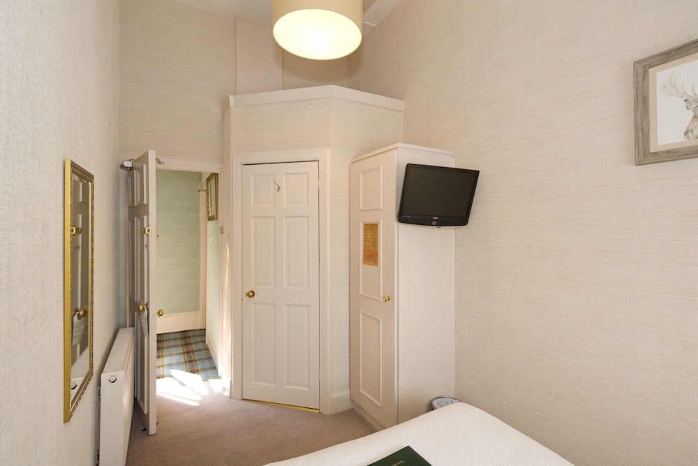 Sherwood Guest House 33/69