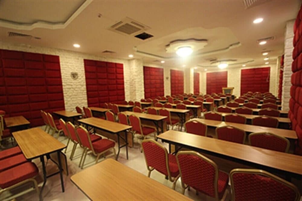 Sertac Hotel 25/30