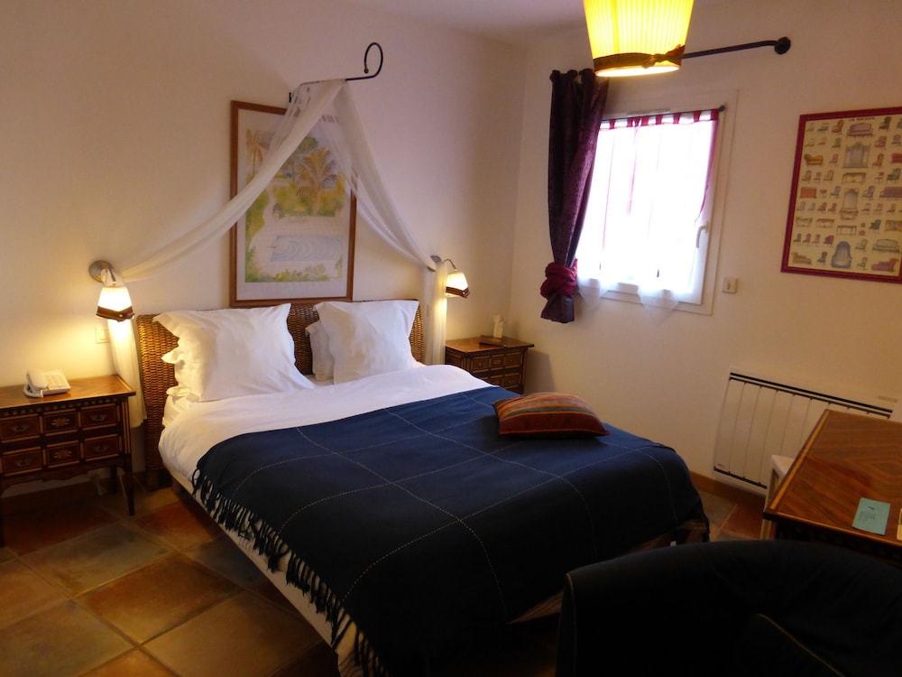 Hotel A La Villa Boucicaut 22/74