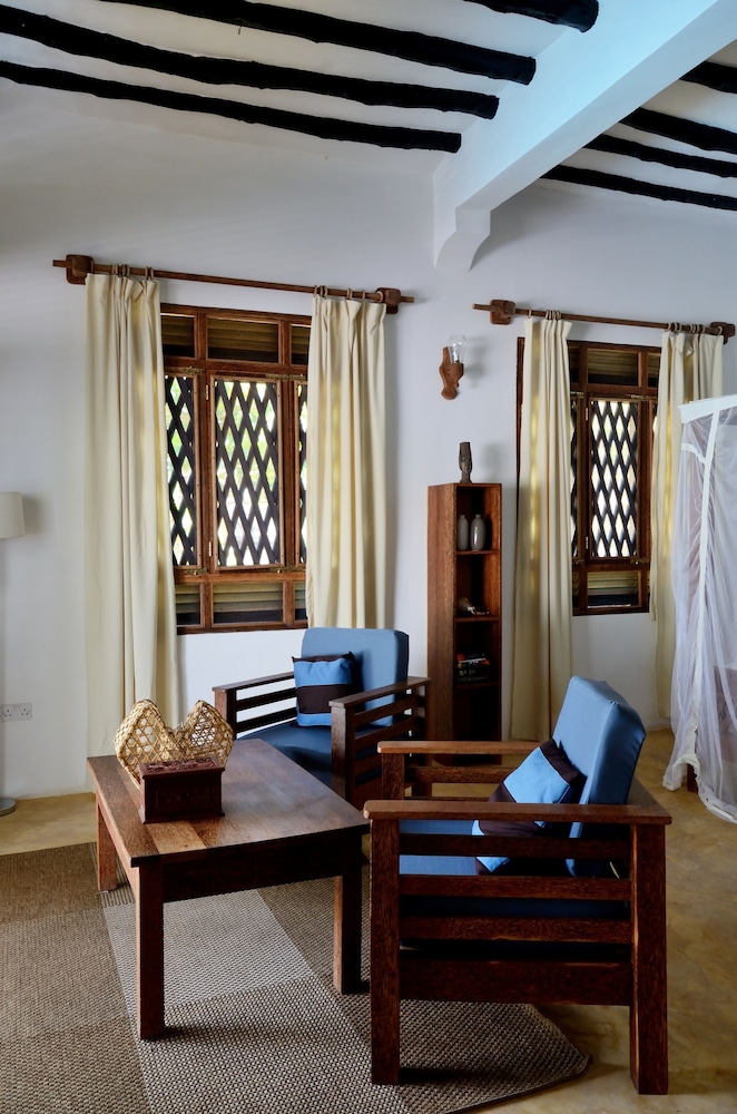 Pongwe Beach Hotel 23/50