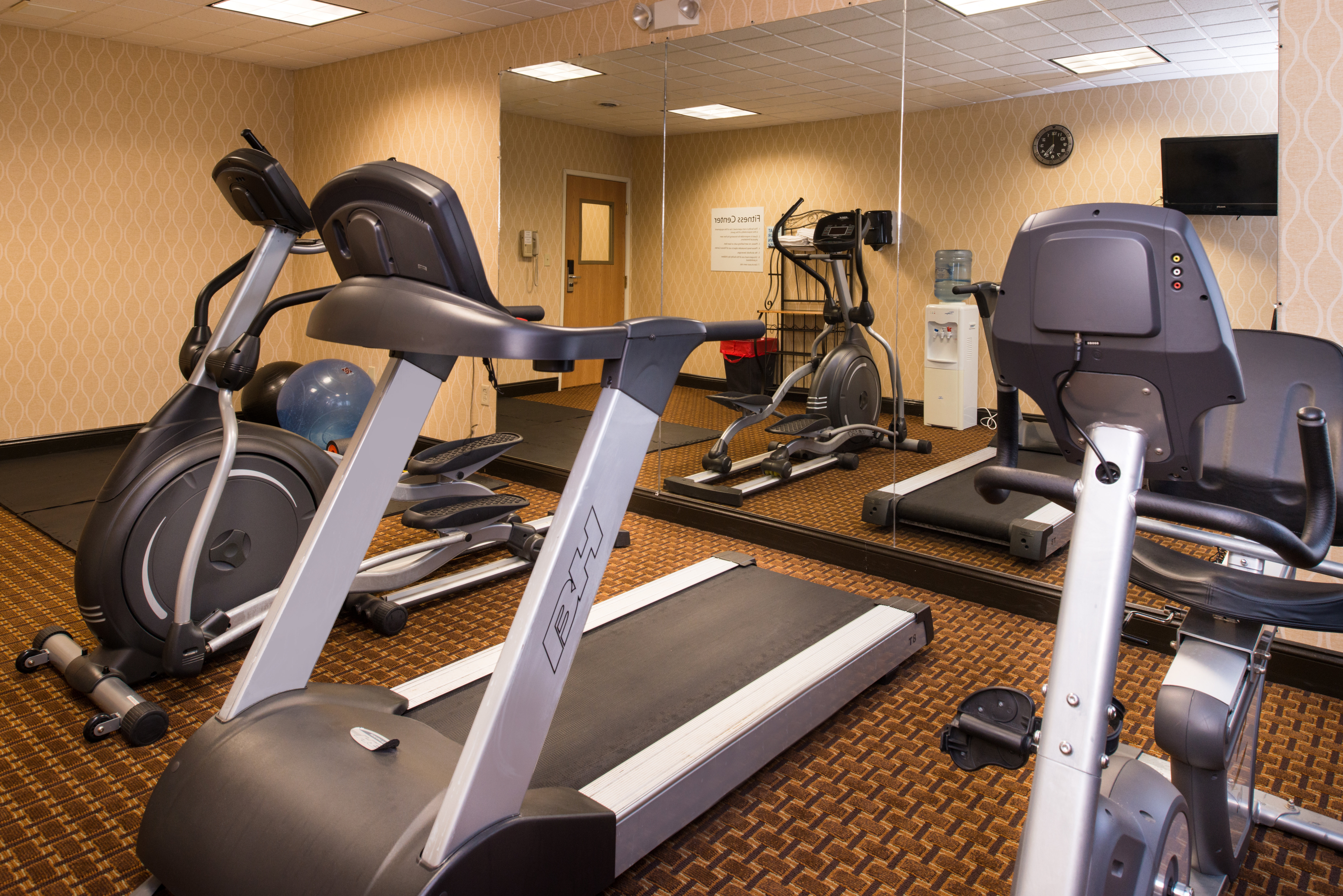 Holiday Inn Express Hotel And Suites Bucyrus 22/36