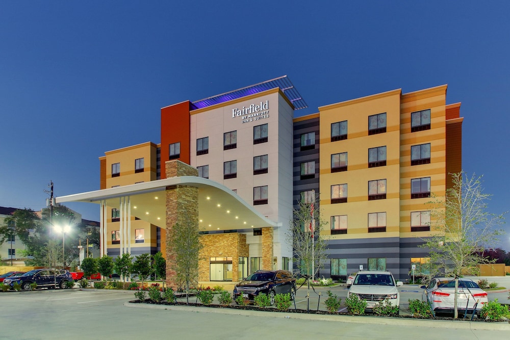 Fairfield Inn And Suites Houston Brookhollow 1/49