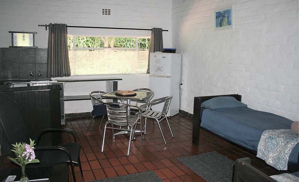 Sabi Star Chalets 24/50