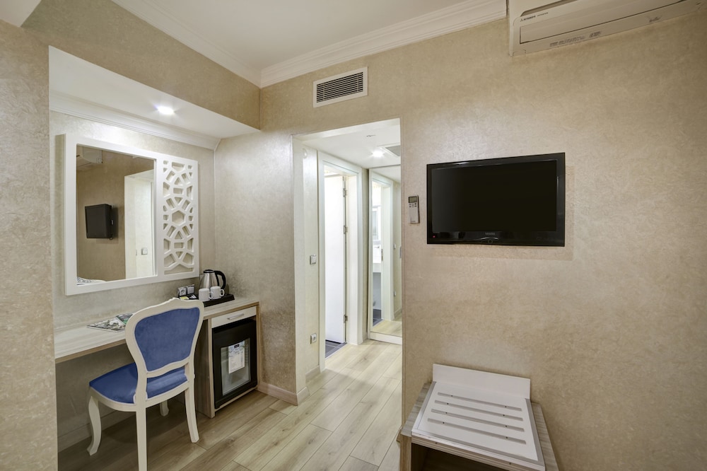 Ayasultan Boutique Hotel 59/64