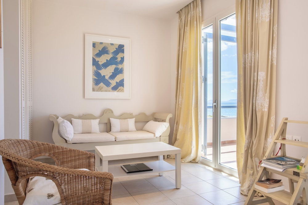 Neapoli Villas 16/37