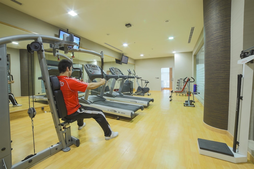 جولدن تيوليب بريدة(Golden Tulip Buraidah Al Qassim Hotel) 27/50