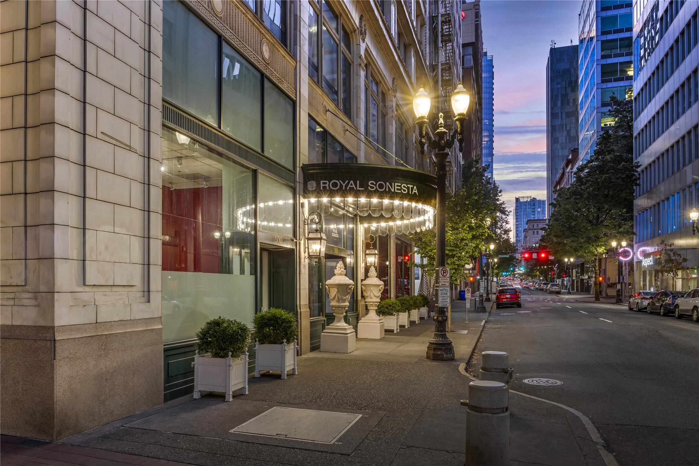 Royal Sonesta Portland Downtown 32/33