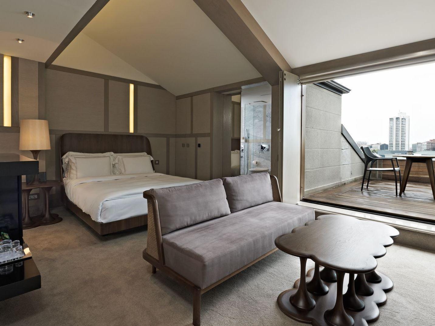 Deluxe, King Bed, Terrace