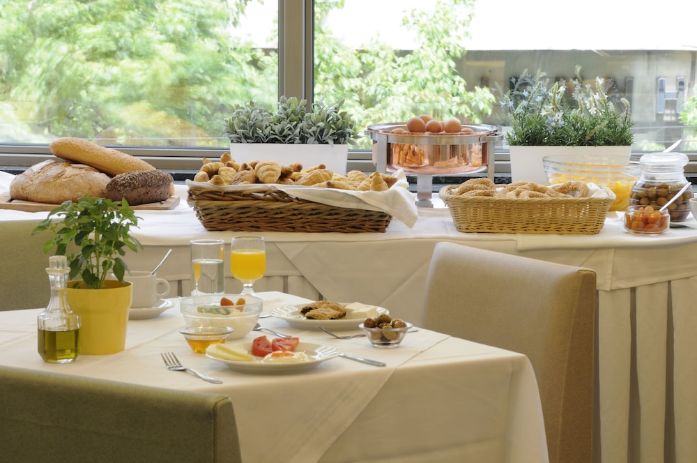 Dorian Inn, Sure Hotel Collection by Best Western 37/45