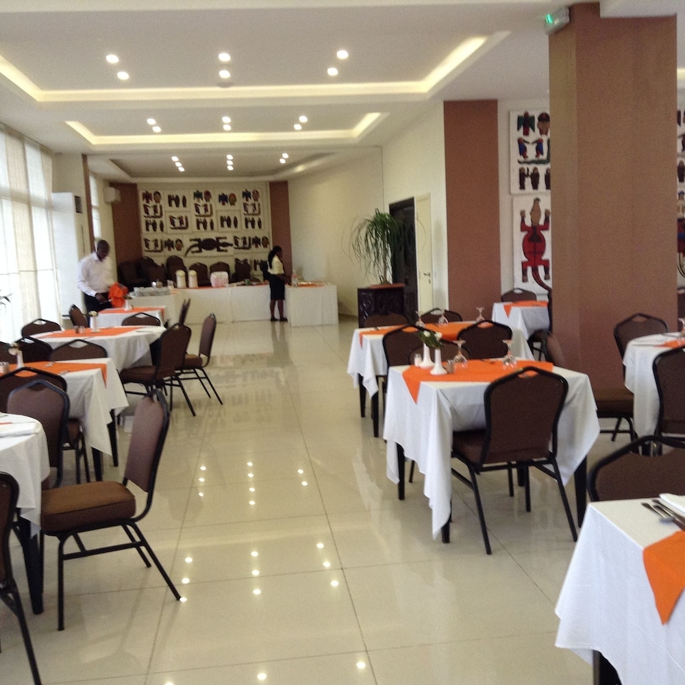 Palm Club 35/57