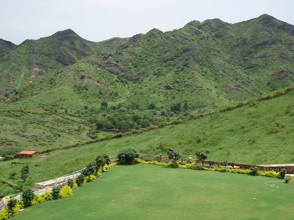 surroundings