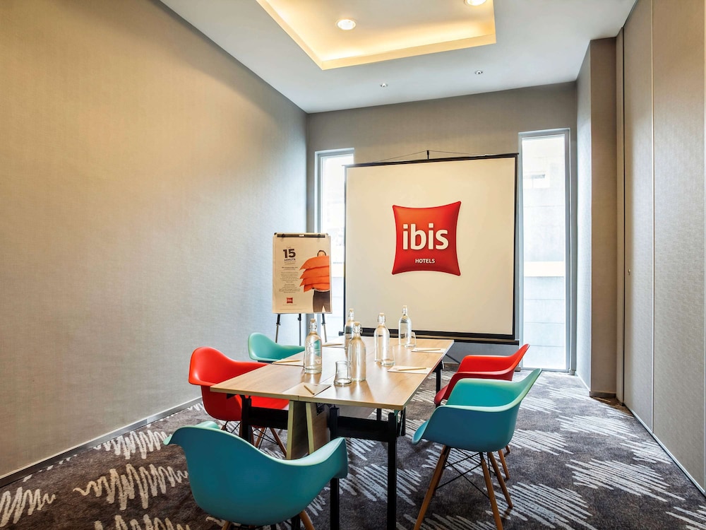 Ibis Jakarta Harmoni 48/56
