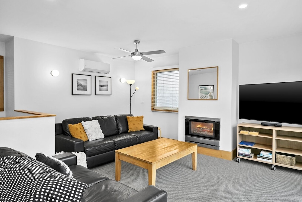 SEAHAVEN VILLAGE 45/68