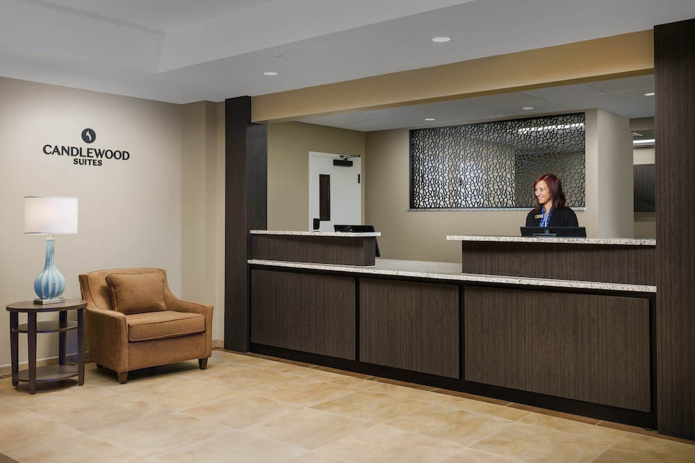 Candlewood Suites Orlando Lake Buena Vista 12/47