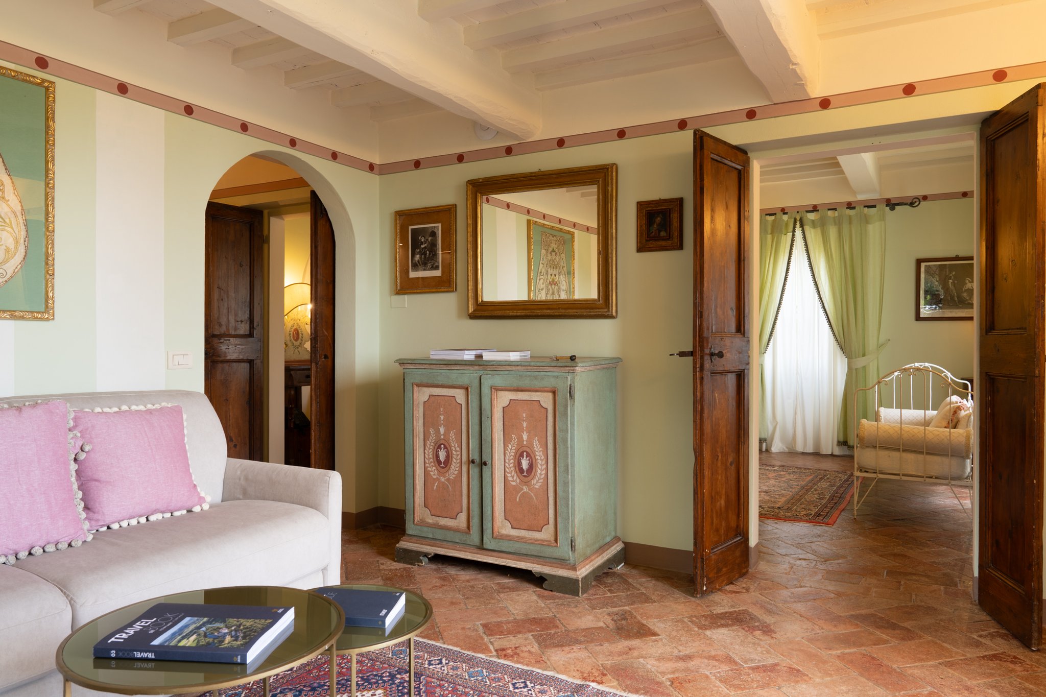 Il Falconiere 27/83