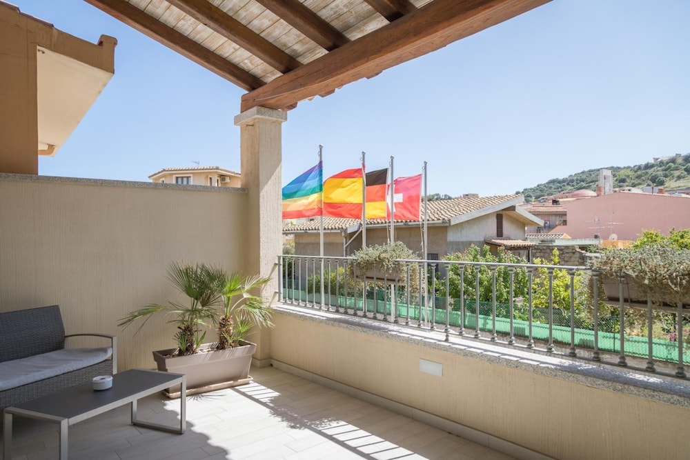 Regina Simius Hotel 34/50